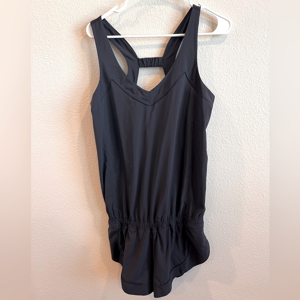 Lululemon romper with built in underwear Size 8